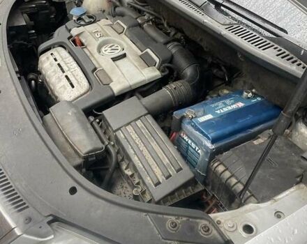 Сірий Фольксваген Туран, об'ємом двигуна 1.4 л та пробігом 179 тис. км за 5956 $, фото 21 на Automoto.ua