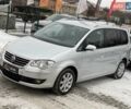 Серый Фольксваген Туран, объемом двигателя 1.4 л и пробегом 207 тыс. км за 8299 $, фото 2 на Automoto.ua