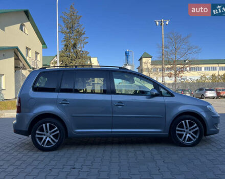 Серый Фольксваген Туран, объемом двигателя 1.4 л и пробегом 188 тыс. км за 6000 $, фото 7 на Automoto.ua