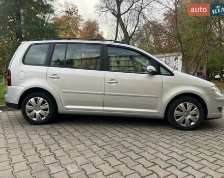 Сірий Фольксваген Туран, об'ємом двигуна 1.4 л та пробігом 193 тис. км за 6500 $, фото 24 на Automoto.ua