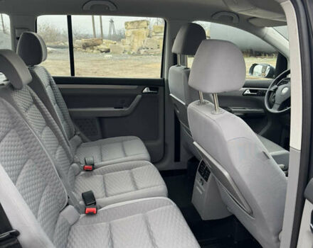 Сірий Фольксваген Туран, об'ємом двигуна 1.4 л та пробігом 185 тис. км за 7500 $, фото 13 на Automoto.ua