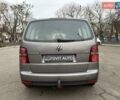 Серый Фольксваген Туран, объемом двигателя 1.39 л и пробегом 239 тыс. км за 9200 $, фото 12 на Automoto.ua
