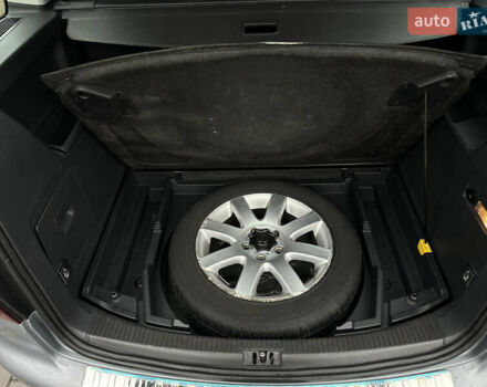 Серый Фольксваген Туран, объемом двигателя 1.4 л и пробегом 240 тыс. км за 6800 $, фото 20 на Automoto.ua