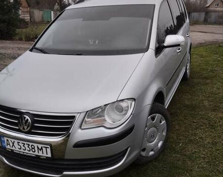 Сірий Фольксваген Туран, об'ємом двигуна 1.9 л та пробігом 257 тис. км за 8600 $, фото 3 на Automoto.ua