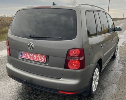 Серый Фольксваген Туран, объемом двигателя 1.4 л и пробегом 205 тыс. км за 6900 $, фото 4 на Automoto.ua