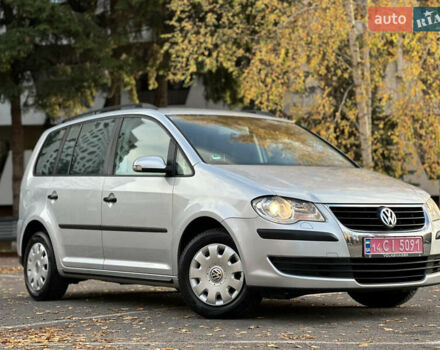 Сірий Фольксваген Туран, об'ємом двигуна 1.6 л та пробігом 196 тис. км за 8199 $, фото 22 на Automoto.ua