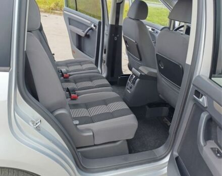 Сірий Фольксваген Туран, об'ємом двигуна 1.4 л та пробігом 227 тис. км за 5999 $, фото 12 на Automoto.ua