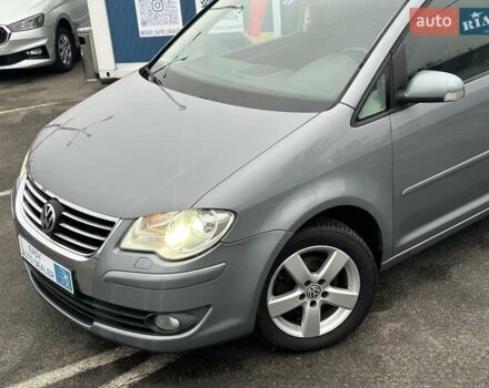 Серый Фольксваген Туран, объемом двигателя 1.39 л и пробегом 263 тыс. км за 6290 $, фото 9 на Automoto.ua