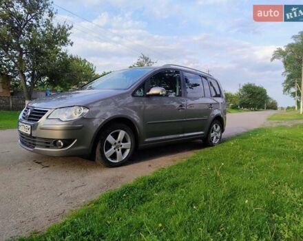 Сірий Фольксваген Туран, об'ємом двигуна 1.6 л та пробігом 169 тис. км за 8500 $, фото 6 на Automoto.ua