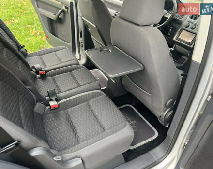 Сірий Фольксваген Туран, об'ємом двигуна 1.4 л та пробігом 193 тис. км за 6500 $, фото 56 на Automoto.ua