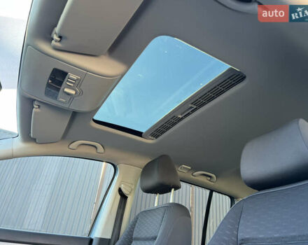 Серый Фольксваген Туран, объемом двигателя 1.4 л и пробегом 188 тыс. км за 6000 $, фото 71 на Automoto.ua