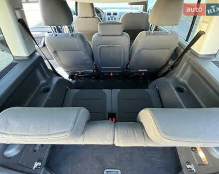 Серый Фольксваген Туран, объемом двигателя 1.4 л и пробегом 188 тыс. км за 6000 $, фото 36 на Automoto.ua