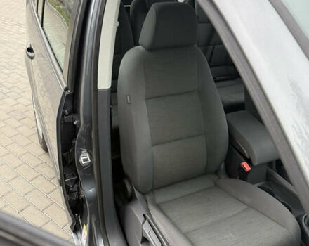 Сірий Фольксваген Туран, об'ємом двигуна 1.6 л та пробігом 226 тис. км за 8150 $, фото 41 на Automoto.ua