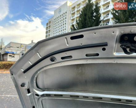 Сірий Фольксваген Туран, об'ємом двигуна 1.6 л та пробігом 196 тис. км за 8199 $, фото 75 на Automoto.ua