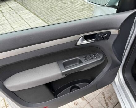 Серый Фольксваген Туран, объемом двигателя 1.4 л и пробегом 149 тыс. км за 7300 $, фото 6 на Automoto.ua