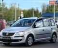 Серый Фольксваген Туран, объемом двигателя 1.39 л и пробегом 182 тыс. км за 6600 $, фото 1 на Automoto.ua