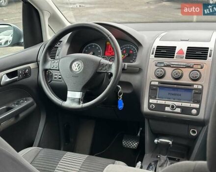 Серый Фольксваген Туран, объемом двигателя 1.39 л и пробегом 263 тыс. км за 6290 $, фото 29 на Automoto.ua