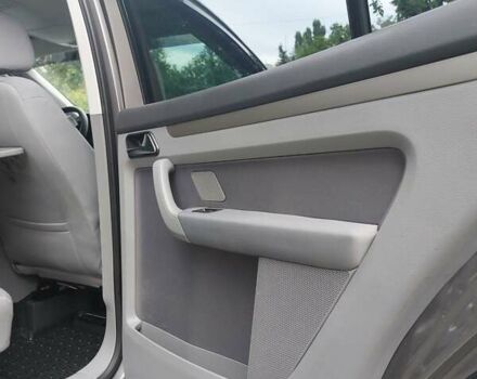 Сірий Фольксваген Туран, об'ємом двигуна 1.4 л та пробігом 232 тис. км за 7000 $, фото 34 на Automoto.ua