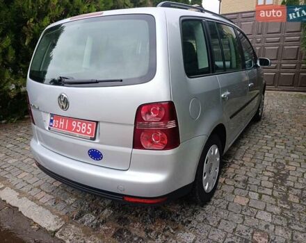 Сірий Фольксваген Туран, об'ємом двигуна 1.6 л та пробігом 216 тис. км за 7700 $, фото 11 на Automoto.ua