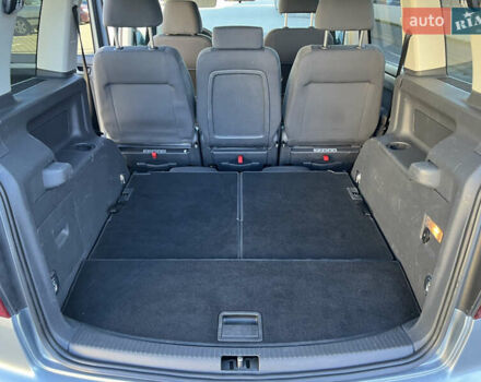 Серый Фольксваген Туран, объемом двигателя 1.4 л и пробегом 188 тыс. км за 6000 $, фото 35 на Automoto.ua