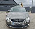Серый Фольксваген Туран, объемом двигателя 2 л и пробегом 327 тыс. км за 4500 $, фото 4 на Automoto.ua