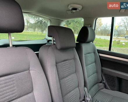 Сірий Фольксваген Туран, об'ємом двигуна 1.4 л та пробігом 187 тис. км за 7600 $, фото 10 на Automoto.ua