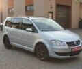Сірий Фольксваген Туран, об'ємом двигуна 1.9 л та пробігом 224 тис. км за 8990 $, фото 1 на Automoto.ua