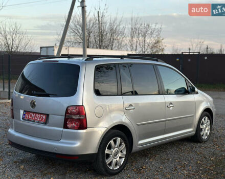 Серый Фольксваген Туран, объемом двигателя 1.6 л и пробегом 236 тыс. км за 8200 $, фото 21 на Automoto.ua