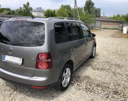 Сірий Фольксваген Туран, об'ємом двигуна 1.4 л та пробігом 240 тис. км за 5900 $, фото 2 на Automoto.ua