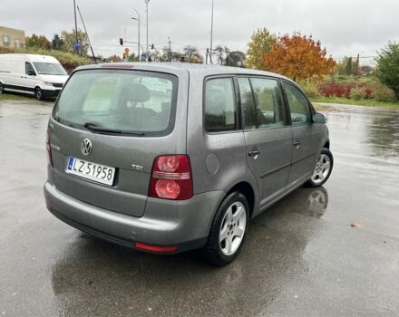 Серый Фольксваген Туран, объемом двигателя 1.9 л и пробегом 258 тыс. км за 3963 $, фото 3 на Automoto.ua