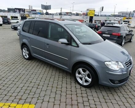 Серый Фольксваген Туран, объемом двигателя 10 л и пробегом 170 тыс. км за 7903 $, фото 1 на Automoto.ua