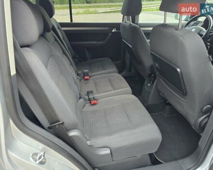 Серый Фольксваген Туран, объемом двигателя 2 л и пробегом 237 тыс. км за 9699 $, фото 35 на Automoto.ua