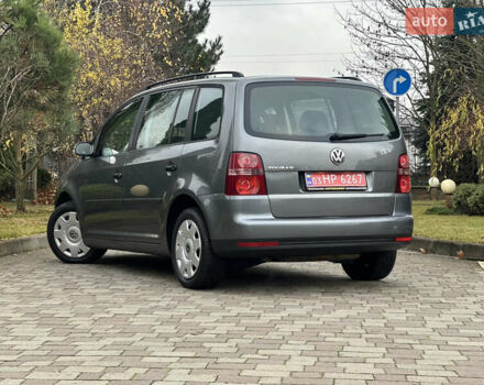 Серый Фольксваген Туран, объемом двигателя 1.6 л и пробегом 210 тыс. км за 7350 $, фото 9 на Automoto.ua