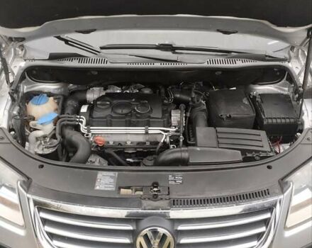 Сірий Фольксваген Туран, об'ємом двигуна 1.9 л та пробігом 257 тис. км за 8600 $, фото 9 на Automoto.ua