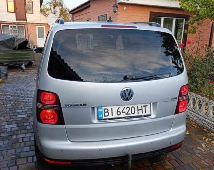 Сірий Фольксваген Туран, об'ємом двигуна 1.4 л та пробігом 215 тис. км за 7500 $, фото 4 на Automoto.ua