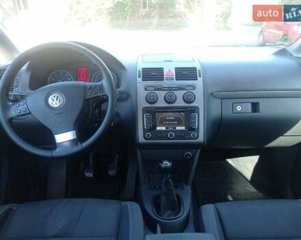 Серый Фольксваген Туран, объемом двигателя 1.6 л и пробегом 195 тыс. км за 8000 $, фото 10 на Automoto.ua