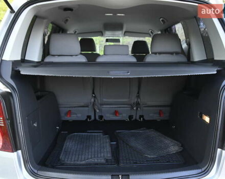 Сірий Фольксваген Туран, об'ємом двигуна 2 л та пробігом 190 тис. км за 9500 $, фото 52 на Automoto.ua