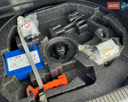 Сірий Фольксваген Туран, об'ємом двигуна 1.4 л та пробігом 197 тис. км за 7690 $, фото 50 на Automoto.ua