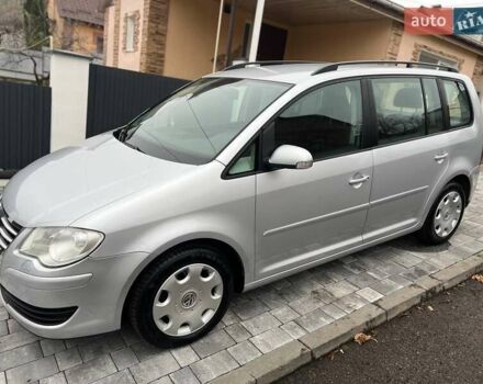 Серый Фольксваген Туран, объемом двигателя 1.6 л и пробегом 198 тыс. км за 8399 $, фото 27 на Automoto.ua