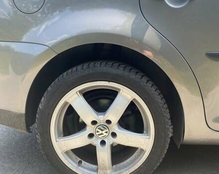 Серый Фольксваген Туран, объемом двигателя 1.6 л и пробегом 211 тыс. км за 9150 $, фото 13 на Automoto.ua