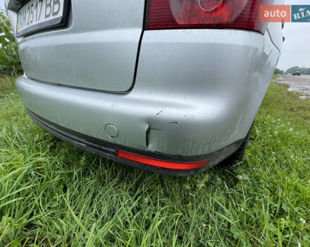 Серый Фольксваген Туран, объемом двигателя 1.39 л и пробегом 284 тыс. км за 6550 $, фото 4 на Automoto.ua