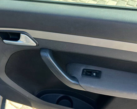 Серый Фольксваген Туран, объемом двигателя 1.4 л и пробегом 232 тыс. км за 8200 $, фото 20 на Automoto.ua