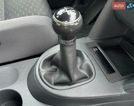 Серый Фольксваген Туран, объемом двигателя 1.6 л и пробегом 196 тыс. км за 8999 $, фото 160 на Automoto.ua