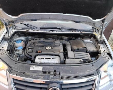 Сірий Фольксваген Туран, об'ємом двигуна 1.4 л та пробігом 215 тис. км за 7500 $, фото 18 на Automoto.ua