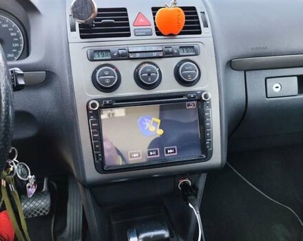 Серый Фольксваген Туран, объемом двигателя 1.9 л и пробегом 310 тыс. км за 7799 $, фото 19 на Automoto.ua