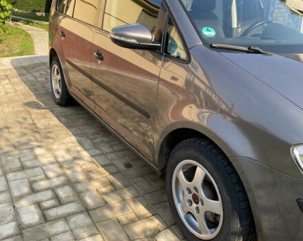 Серый Фольксваген Туран, объемом двигателя 1.6 л и пробегом 201 тыс. км за 8700 $, фото 13 на Automoto.ua