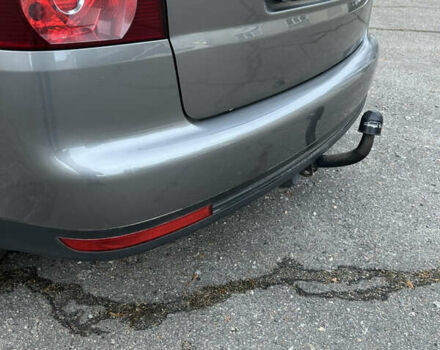 Серый Фольксваген Туран, объемом двигателя 1.6 л и пробегом 225 тыс. км за 8199 $, фото 22 на Automoto.ua