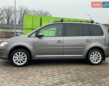 Серый Фольксваген Туран, объемом двигателя 1.6 л и пробегом 196 тыс. км за 8999 $, фото 93 на Automoto.ua