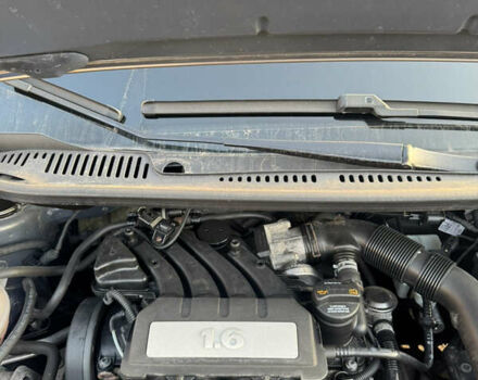 Сірий Фольксваген Туран, об'ємом двигуна 1.6 л та пробігом 191 тис. км за 7700 $, фото 10 на Automoto.ua