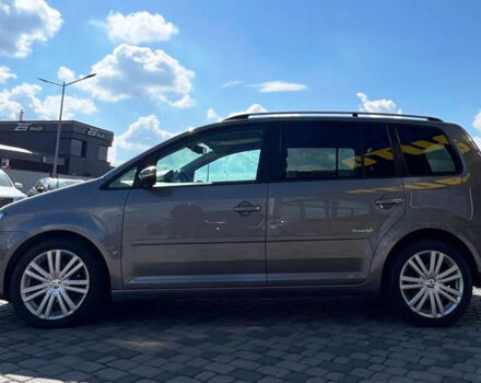 Серый Фольксваген Туран, объемом двигателя 1.4 л и пробегом 232 тыс. км за 8200 $, фото 2 на Automoto.ua